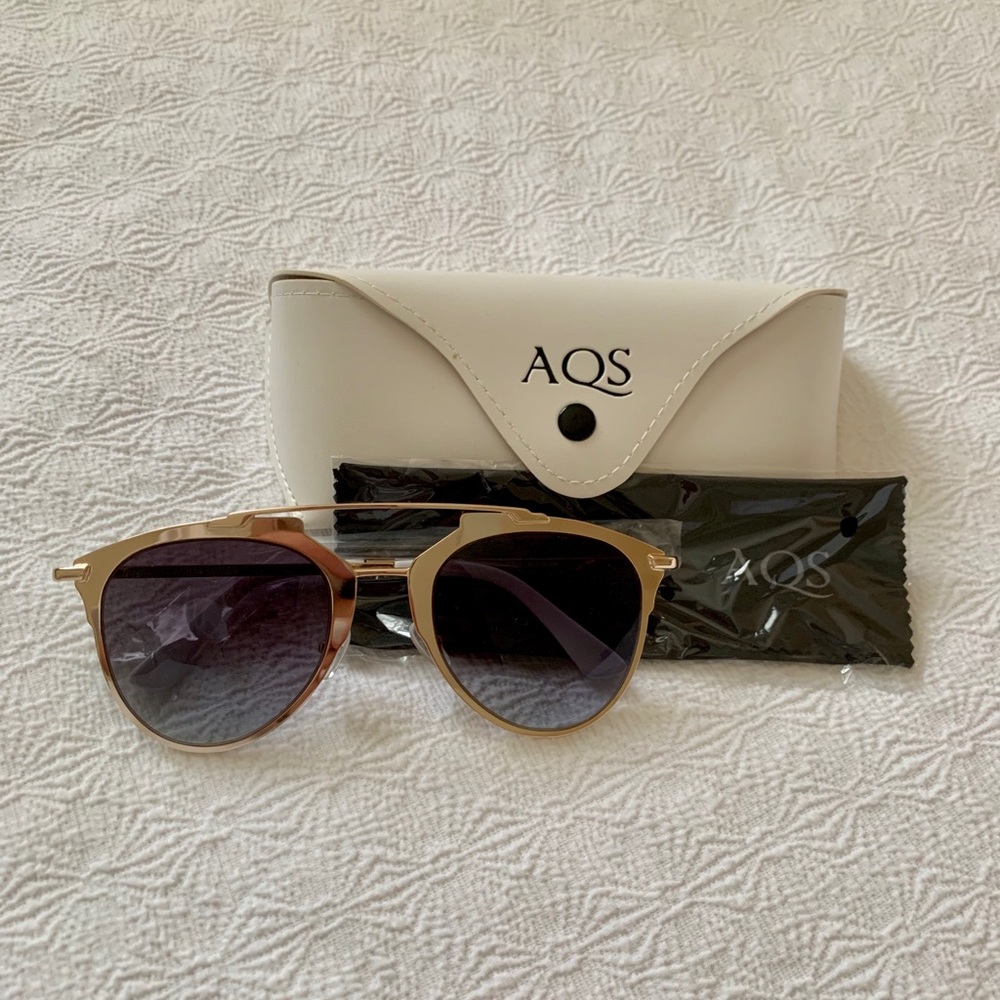 AQS Gold Sunglasses